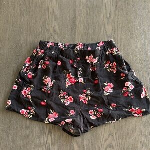 H&M Floral Black Women's Shorts